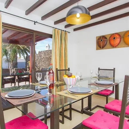 Vila Puerto Del Carmen Sleeps 6 Pool Wifi Puerto del Carmen (Lanzarote)